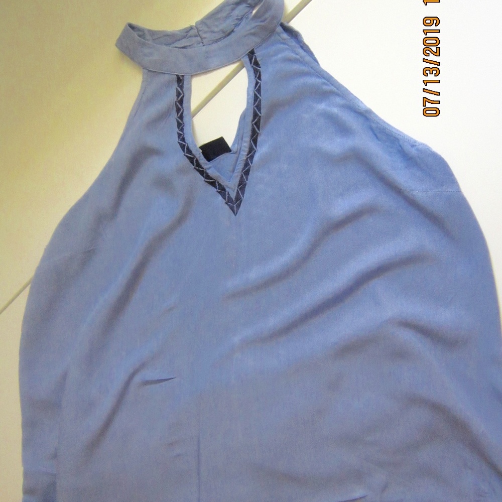 HALTER TOP SZ L COOL, TRENDY FROM FRANCESCA'S